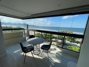 Lindo frente mar bem localizado